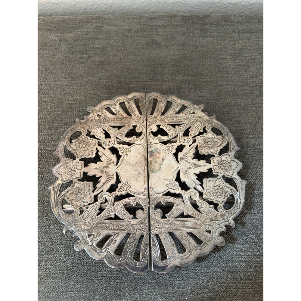 Vintage Wallace Silverplated Trivet 7331 Floral Design Rubber Feet FLAW